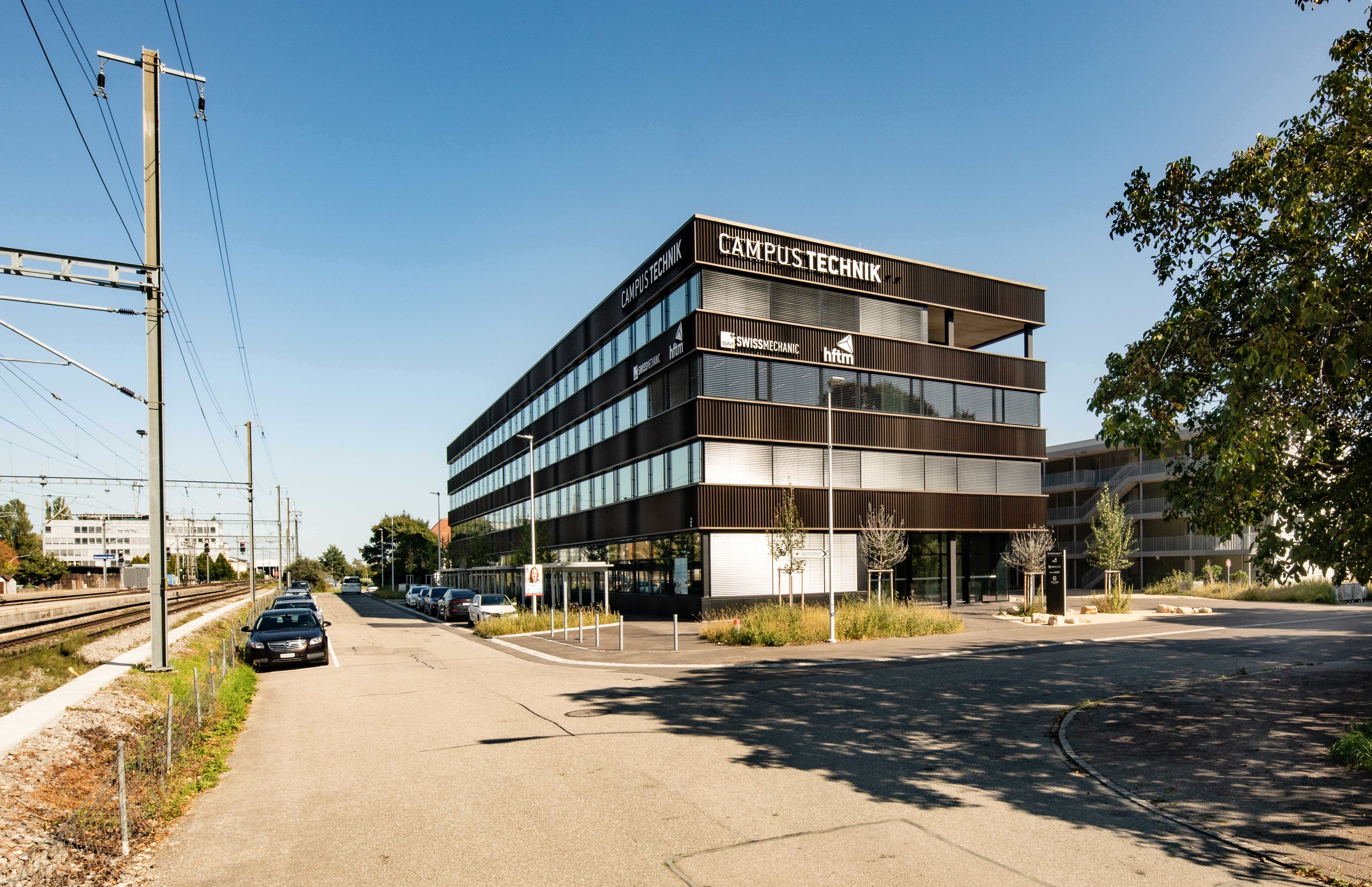 Neu: 2 Zeitmodelle, Klassik + Abendmodell | hftm