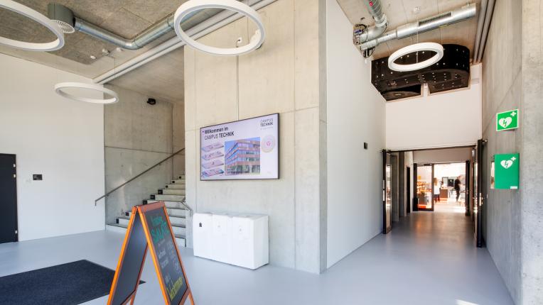 Campus Technik Eingang 