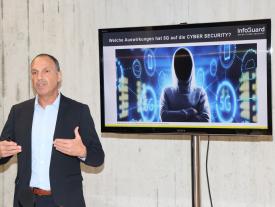 2020-11-03_digital-day-5_livestream_vortrag_frenseher