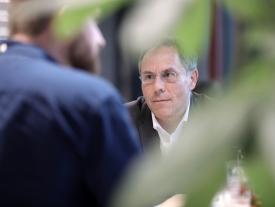 Michael Benker an der Diplomfeier in Biel/Bienne am 1. Oktober 2021