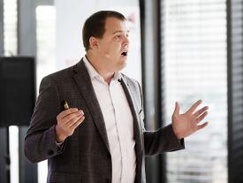 Nicolas Bouduban, CEO swiss m4m center in Bellach, an der hftm-Diplomfeier im SIPBB am 1. Oktober