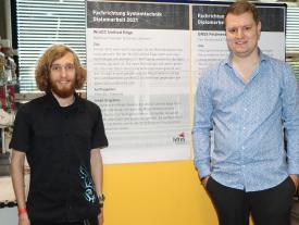 Matthias Flückiger und Daniel Lehmann aus dem Fachbereich Systemtechnik präsentiert seine Diplomarbeit an der Diplomausstellung an der hftm in Biel/Bienne