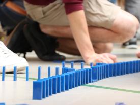 hftm Studienstart Grenchen 2022 Domino Steine