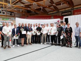 Diplomfeier hftm Grenchen 2022 Gruppenfoto
