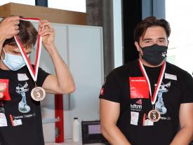 welcome back event preisträger medaille hftm 2021