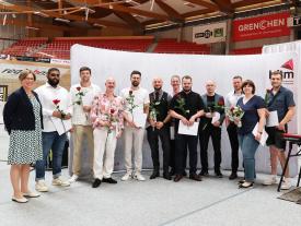 Foto Diplomfeier Gruppenfoto Absolventen